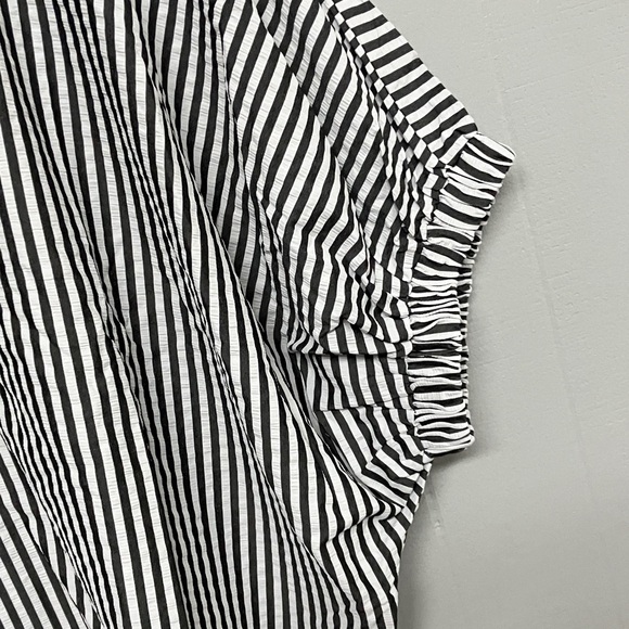 NWT Stripe Entro Blouse Large Black New with Tags - Picture 4 of 10